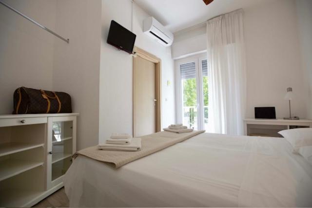 Hotel Elite Cervia Exterior photo