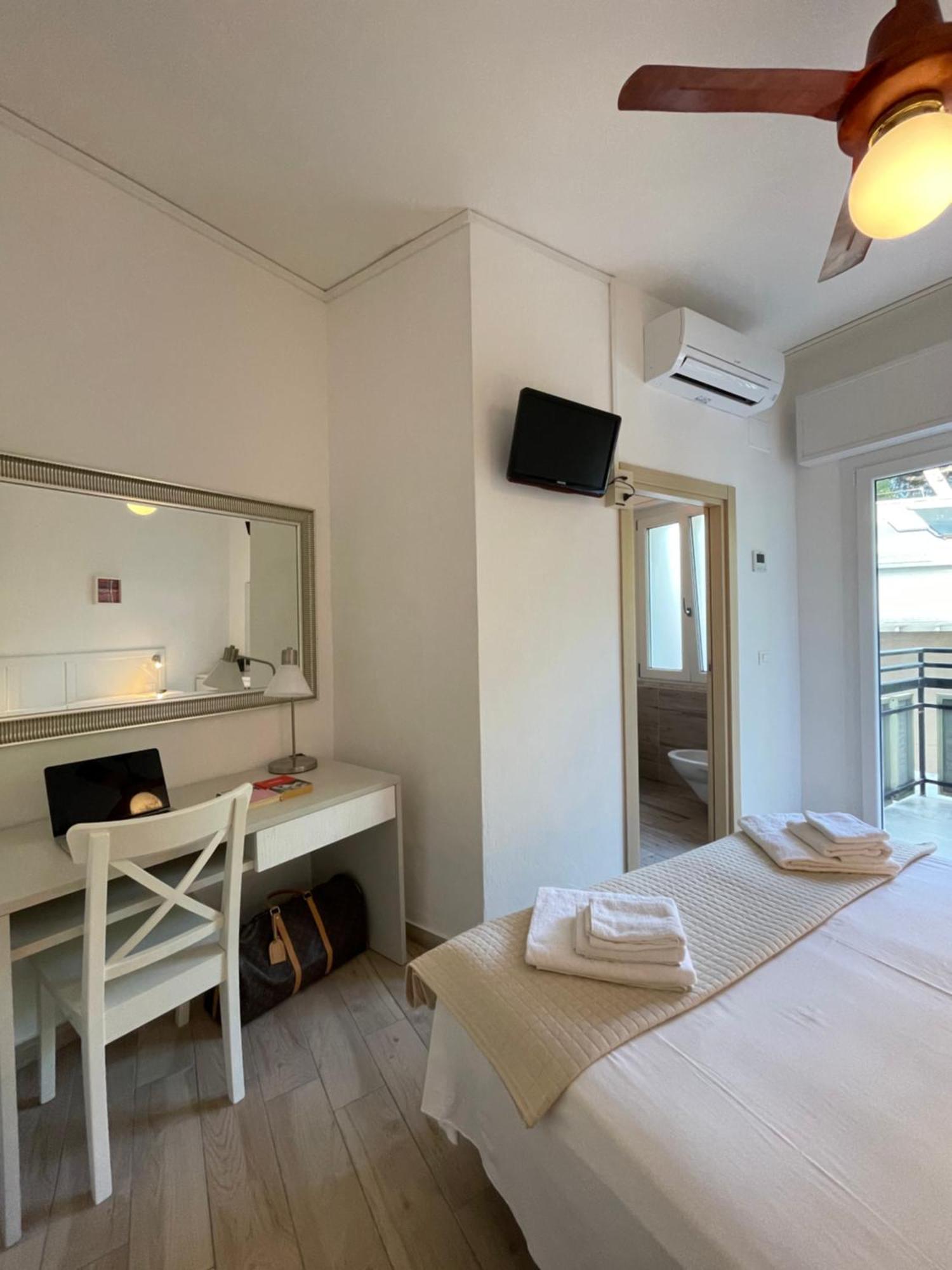 Hotel Elite Cervia Exterior photo